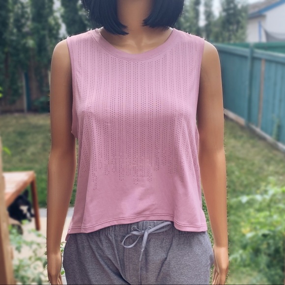 NWT Lululemon Train to Be Tank, size M